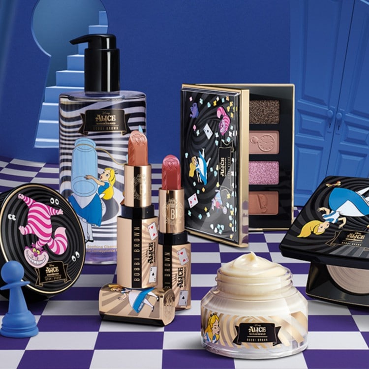 Free Full-size Extra Colour Shine Lipstick with animated balls